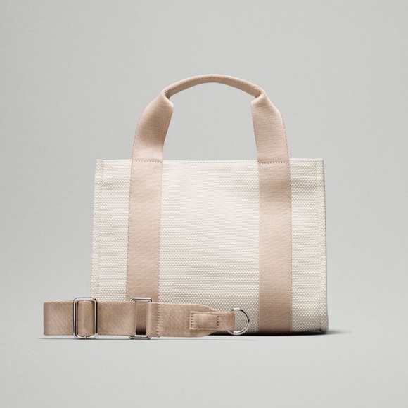 Lululemon Two-Tone Canvas Tote Bag Mini 4.5L - Picture 2 of 5